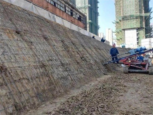 鱼峰建筑边坡支护